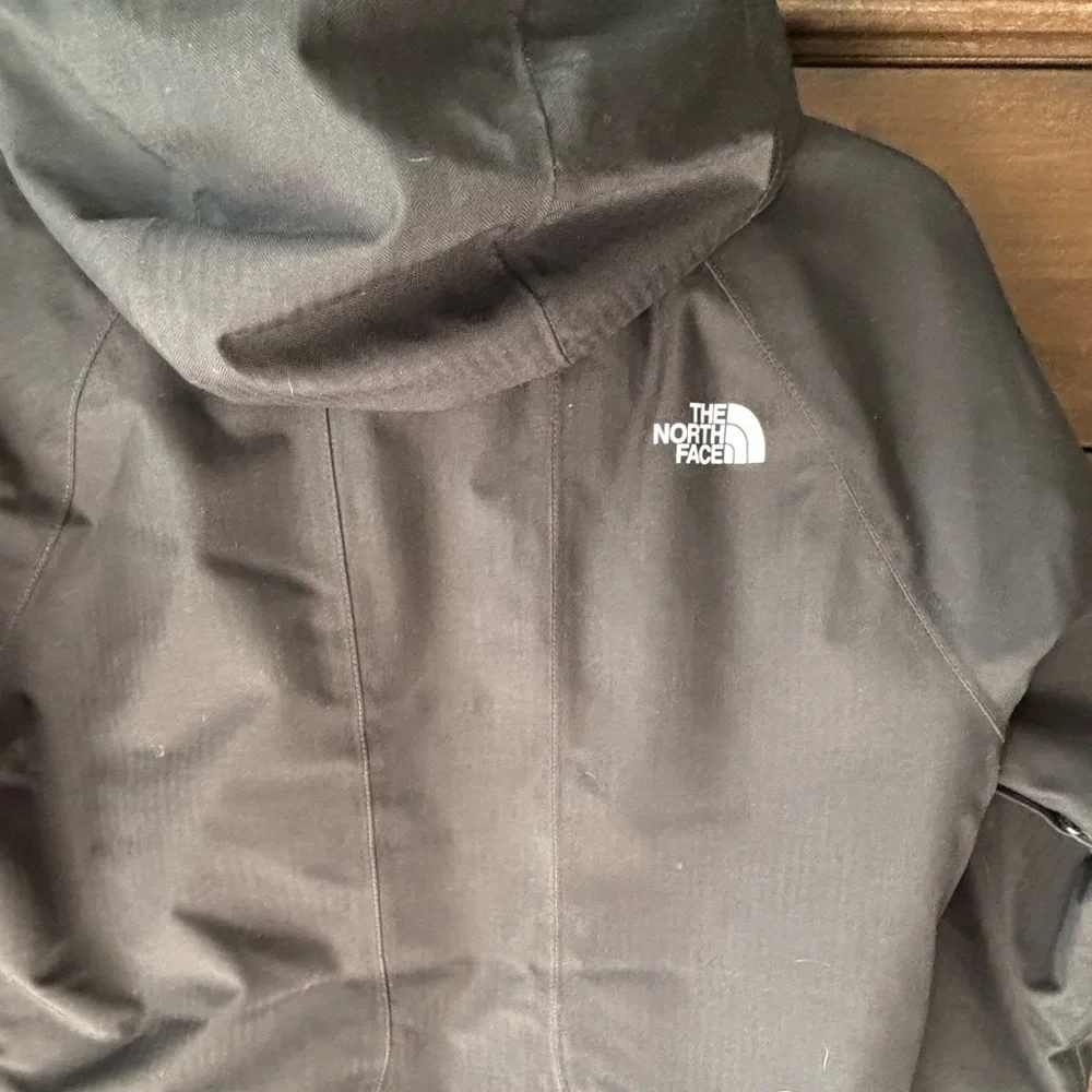 The North Face winter jacket - Picture 7 of 14